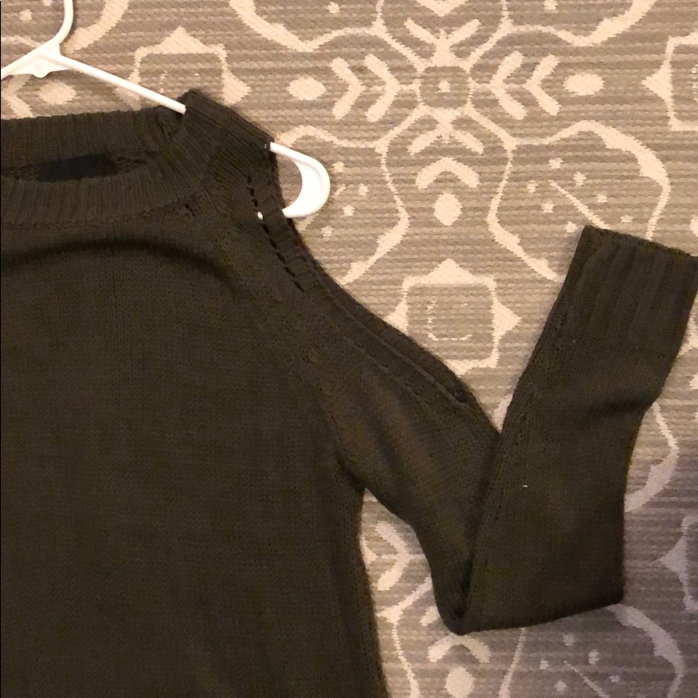 Sweater - Picture 2 of 2